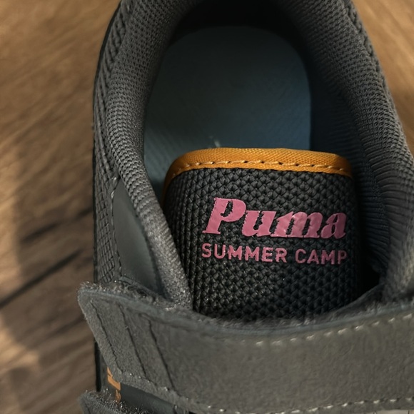 Kids puma sneakers size 13 C - used but decent condition - Picture 6 of 6